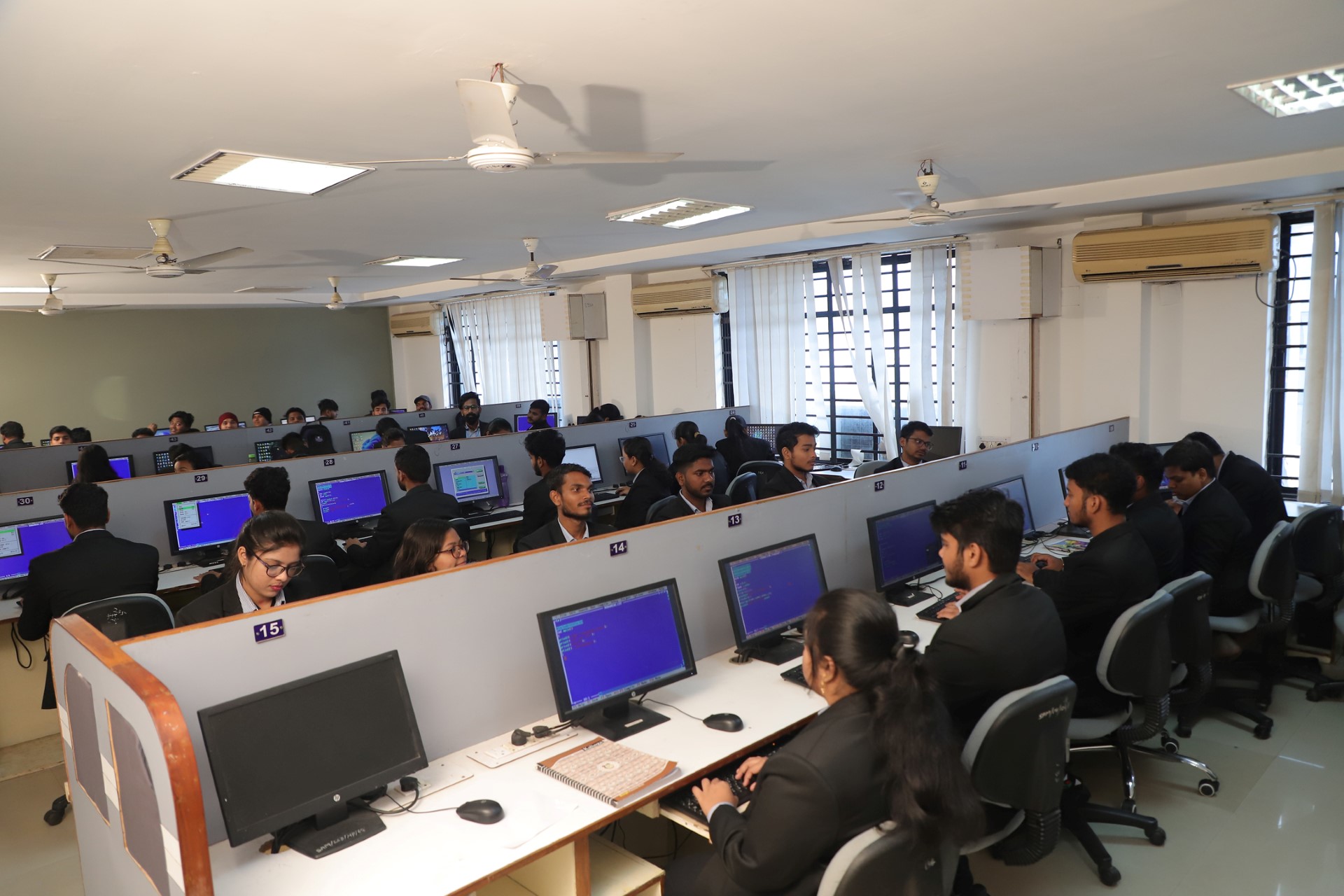 Top 10 MCA colleges in Bhubaneswar Odisha Srusti Academy